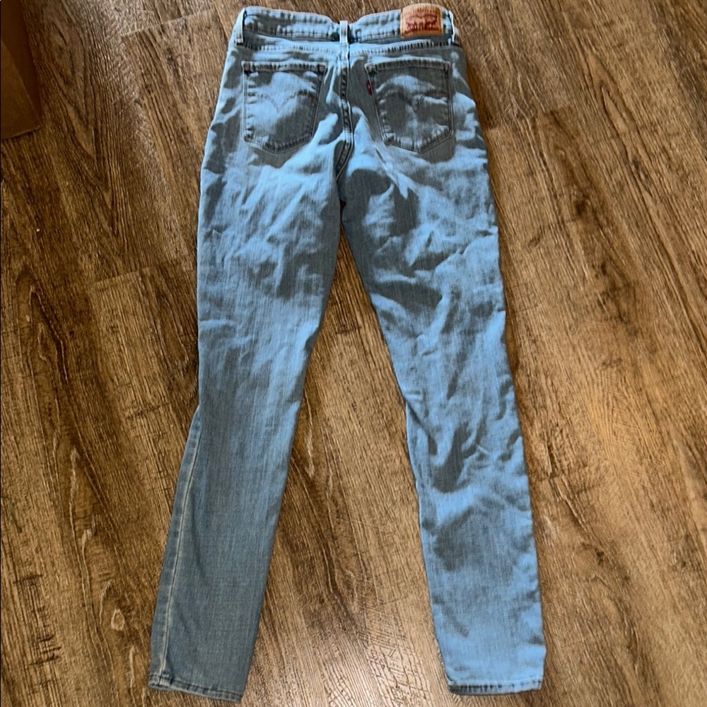Levi's - Picture 6 of 7